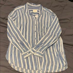 American Eagle Boyfriend shirt